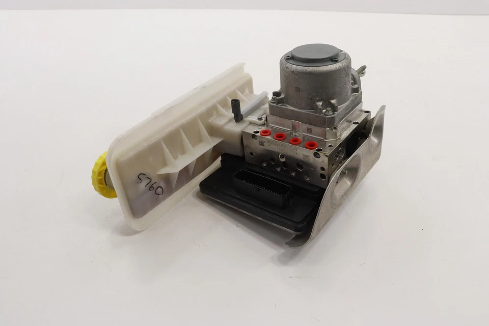 2023 - 2025 JEEP WAGONEER ABS ANTI LOCK BRAKE PUMP MODULE OEM 68636940AA - Image 2 of 4