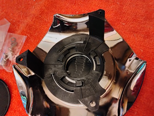x1 NEW ANTERA Chrome 6 Spoke WHEEL CENTER CAP With Screws In Bag PA-66 - Picture 5 of 9