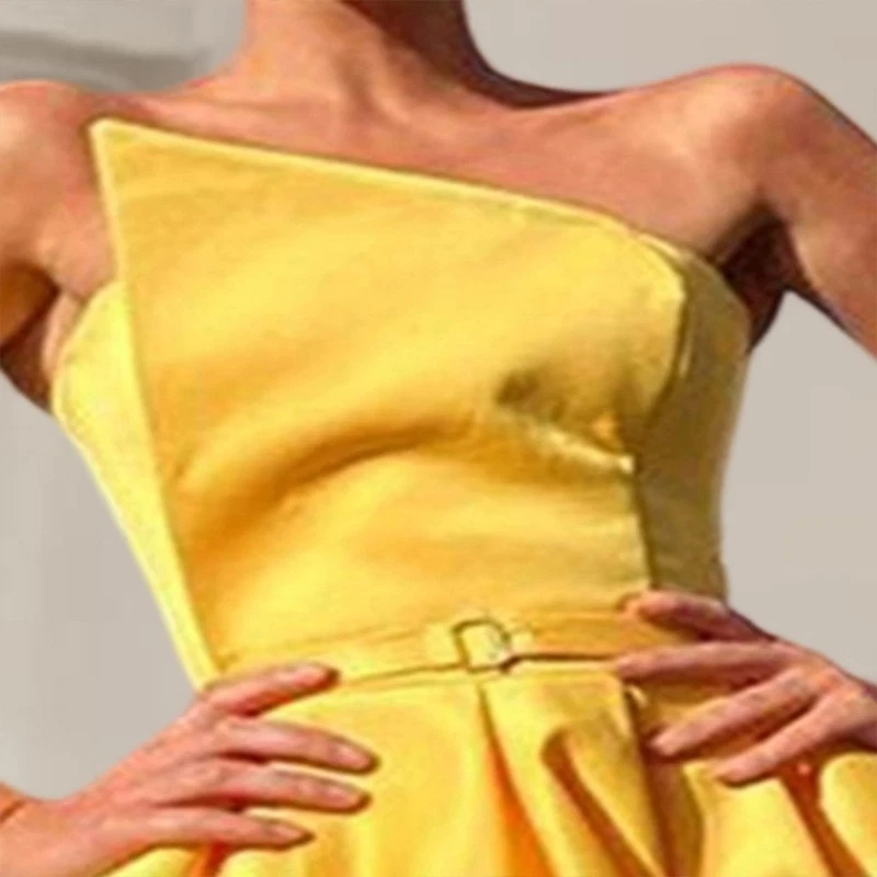 Женщин однотонный без бретелек вечернее платье, высокий разрез собранными в Рюш бюст и расклешенный лыж - Изображение 3 из 4