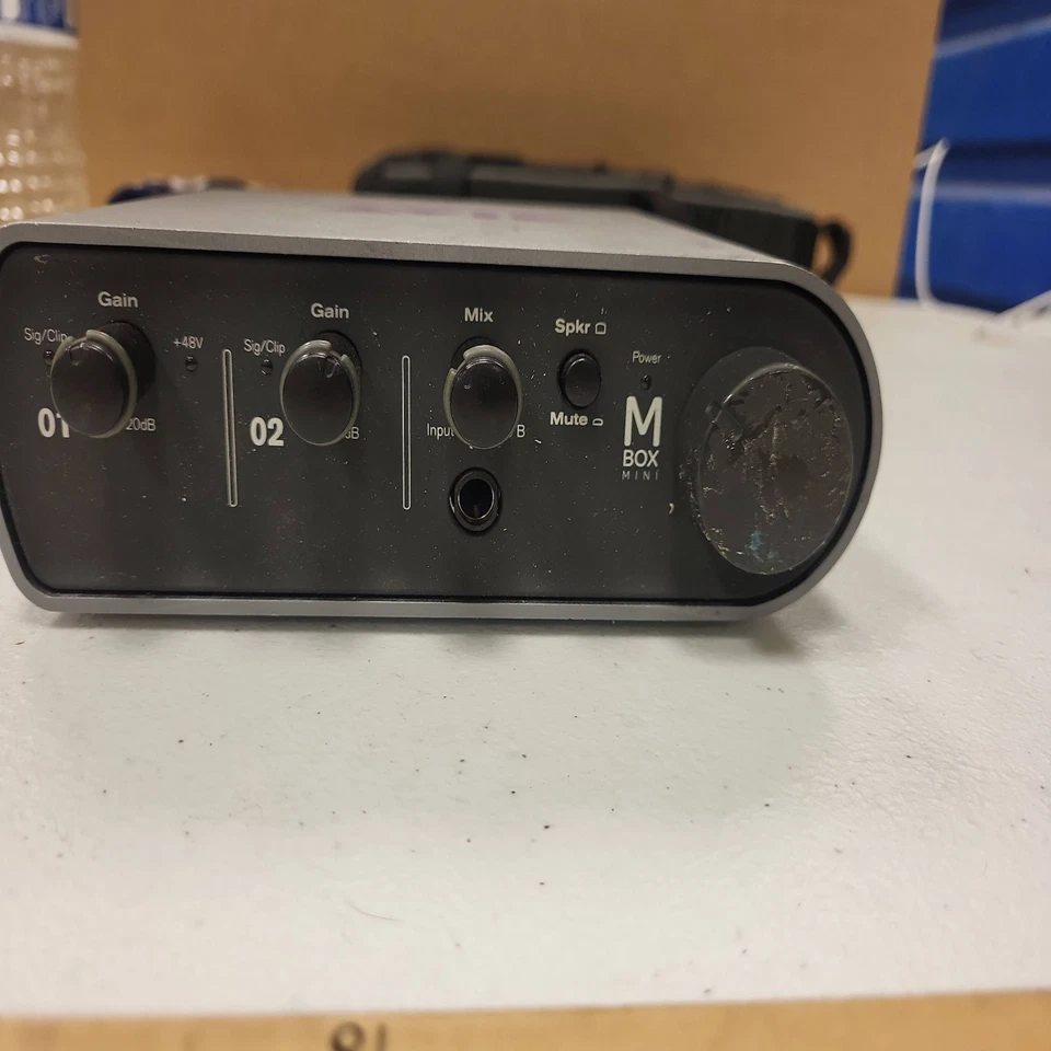 Avid Mbox Mini Audio Interface USB Pro Tools Recording Music Production - Image 3 of 4