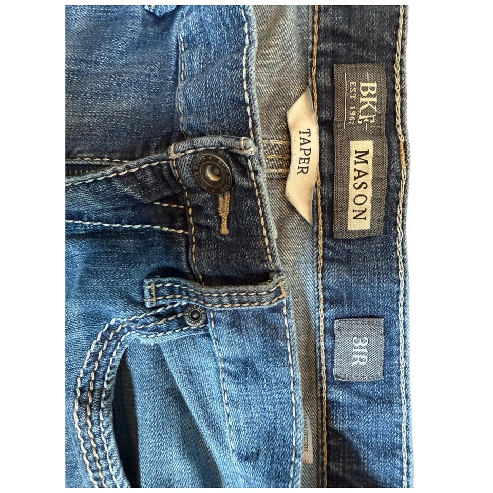 Мужские джинсы BKE с пряжкой Mason Taper 31R 31x30 синие эластичные искусственно состаренная джинсовая ткань ковбойские - Изображение 3 из 4