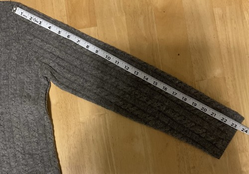 Vintage J. Crew 100% Lambswool Cable Sweater Gray Size Small Long Sleeves - Picture 5 of 7