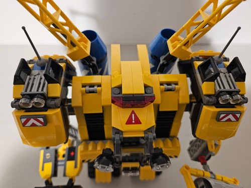 Lego The LEGO Movie 70814 Emmet's Construct-O-Mech - Preowned, Missing Unikitty - Picture 8 of 9