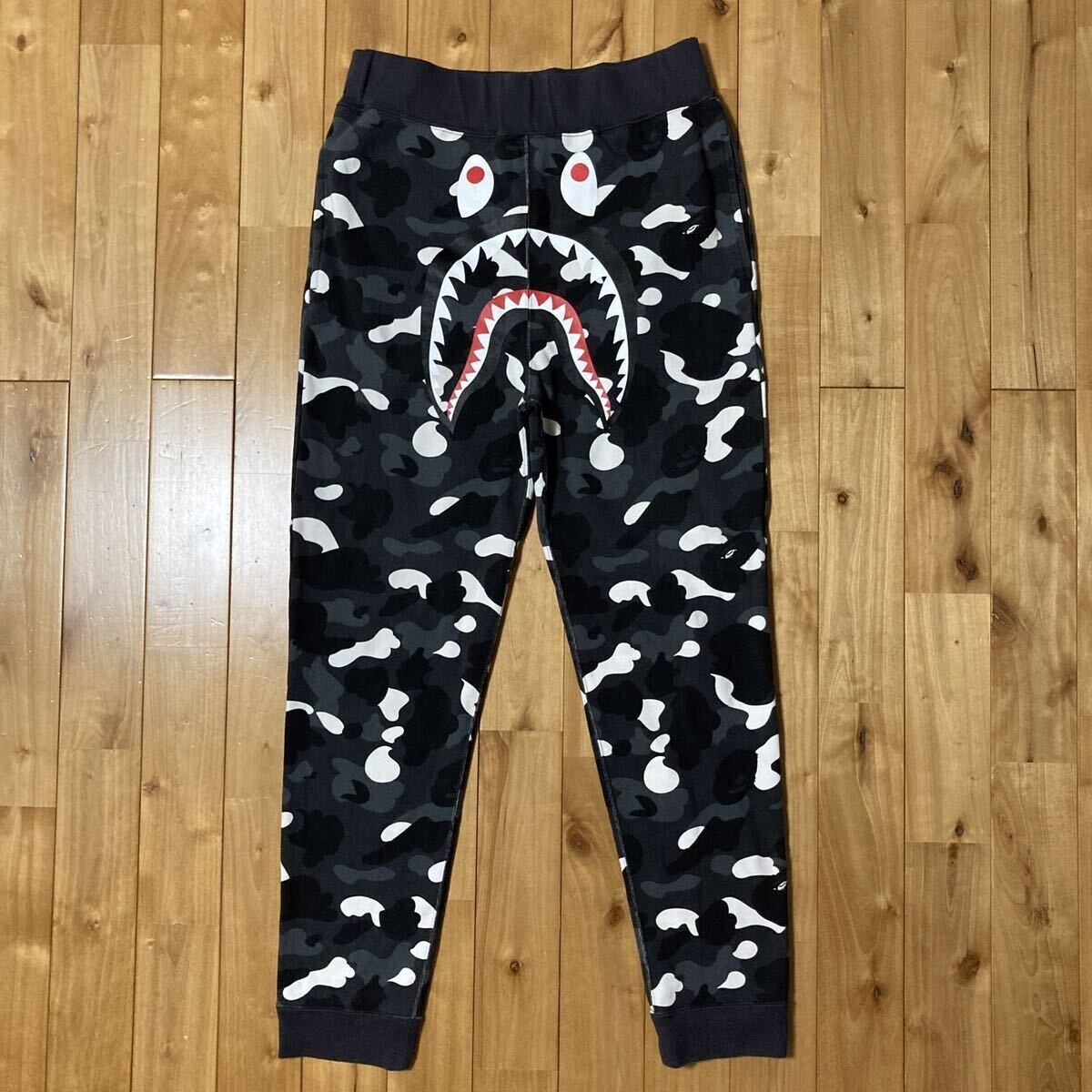 Glow in the dark BAPE City camo shark sweat pants Black A Bathing