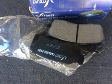 Front Brake Pads fits 1987-1990 Nissan Pulsar NX Pulsar NX,Sentra  1.6 New Nos