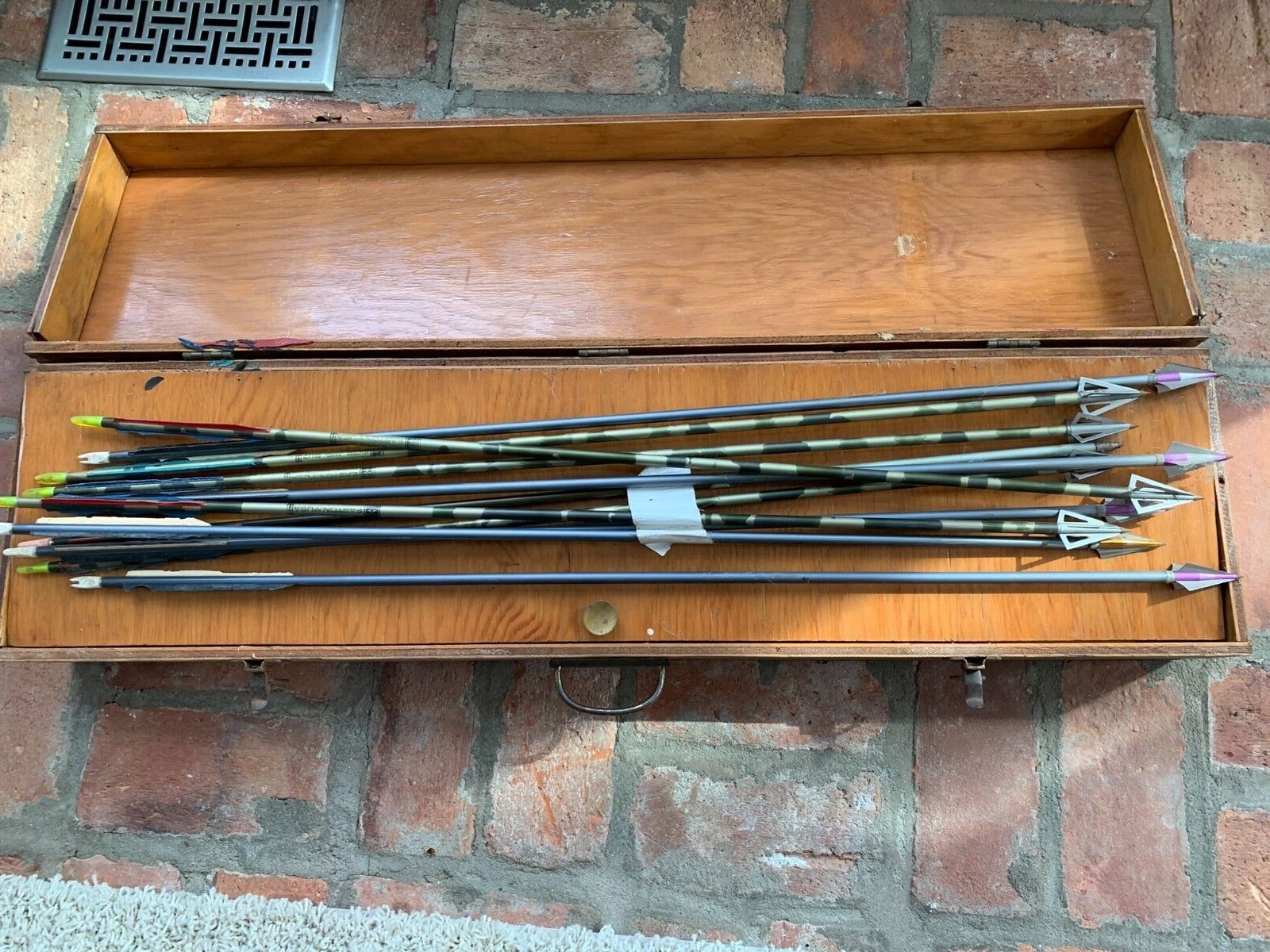 Vintage Wood Archery Box/Case with 23 Arrows Box is 36" x 9" x 6" eBay