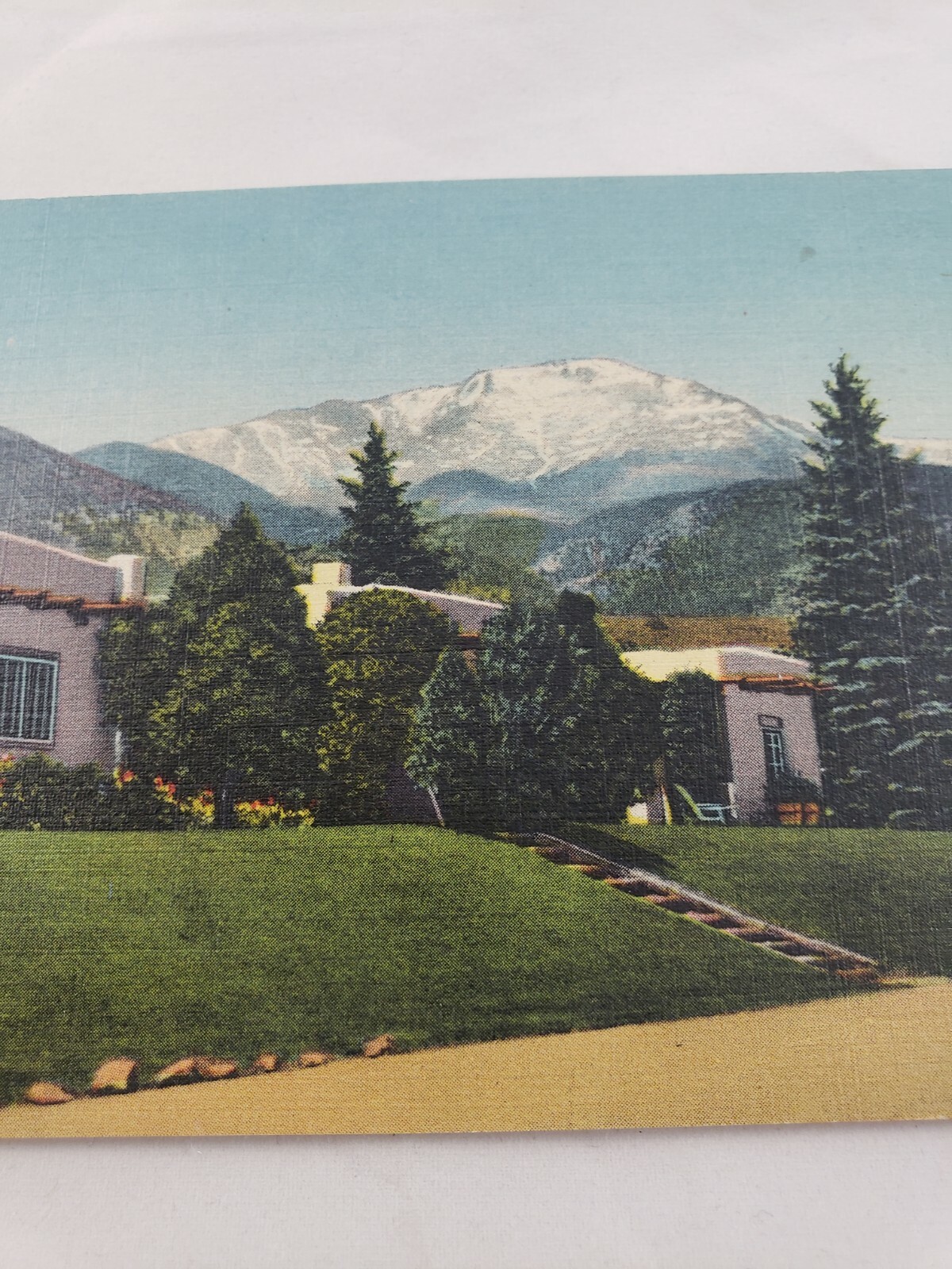 C 1940 El Colorado Lodge and Coffee Shop Pikes Peak Manitou Springs CO Postcard