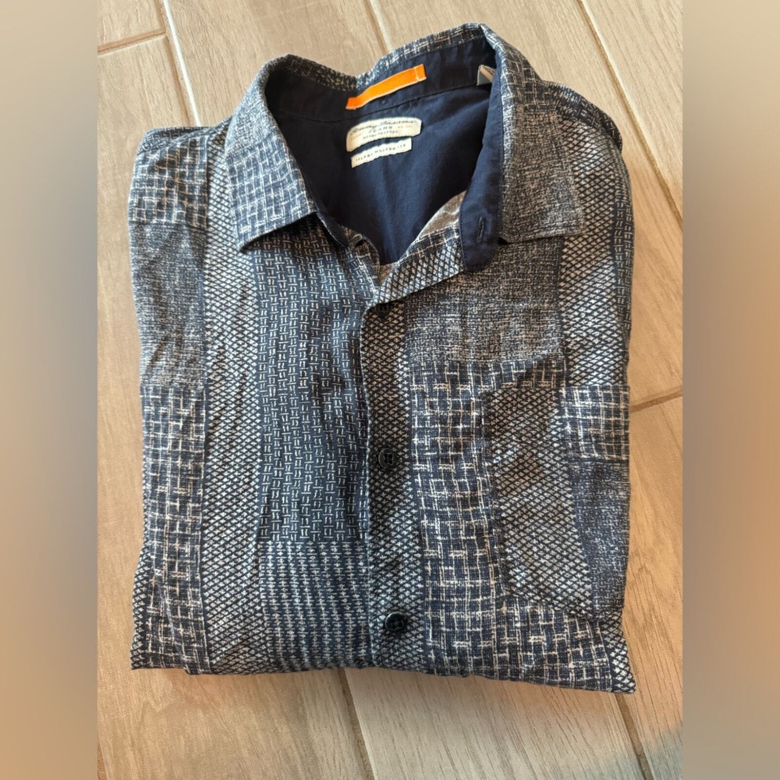 Tommy bahama button down geometric pattern cotton… - image 14