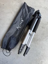 Acuvar tripod