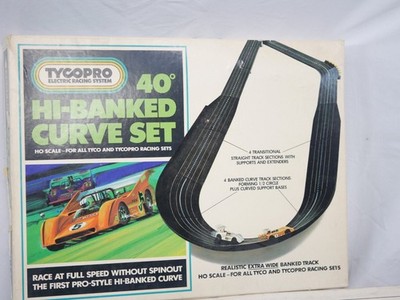 Vintage TYCO International PRO Racing Slot Car Set + 40* High bank