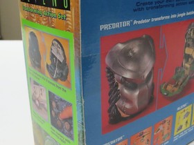 Aliens - Micro Machines - Transforming Action Set - 1997 - New In Box - SEALED