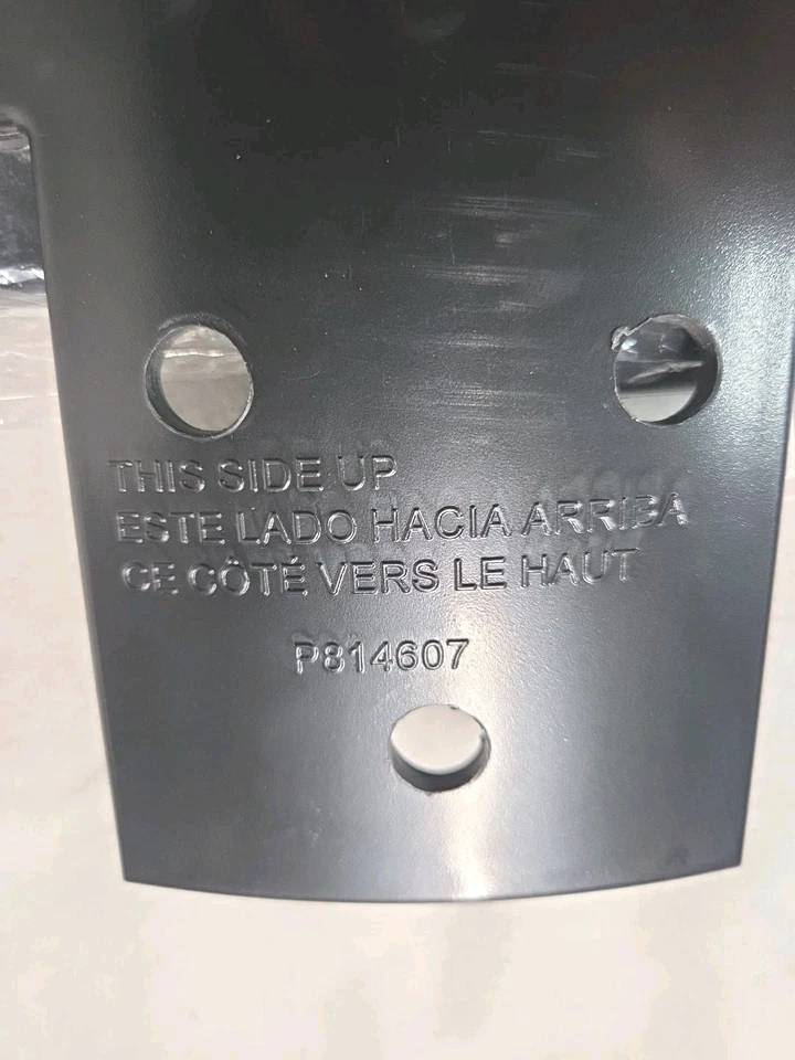 9 Pcs. Replacement  Blades Fanimation 72" Ceiling Fan P814607 28⅞" Long 3⅜"Wide - Image 2 of 2