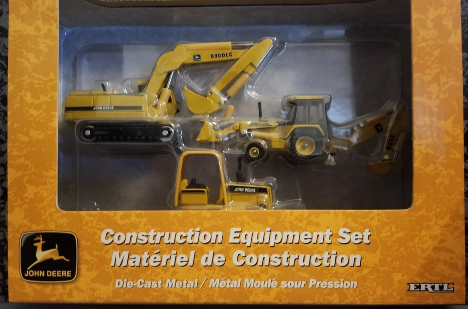 ERTL John Deere Construction Set 690DLC, Excavator 310D, Bulldozer 1/64 NIB - Image 2 of 4