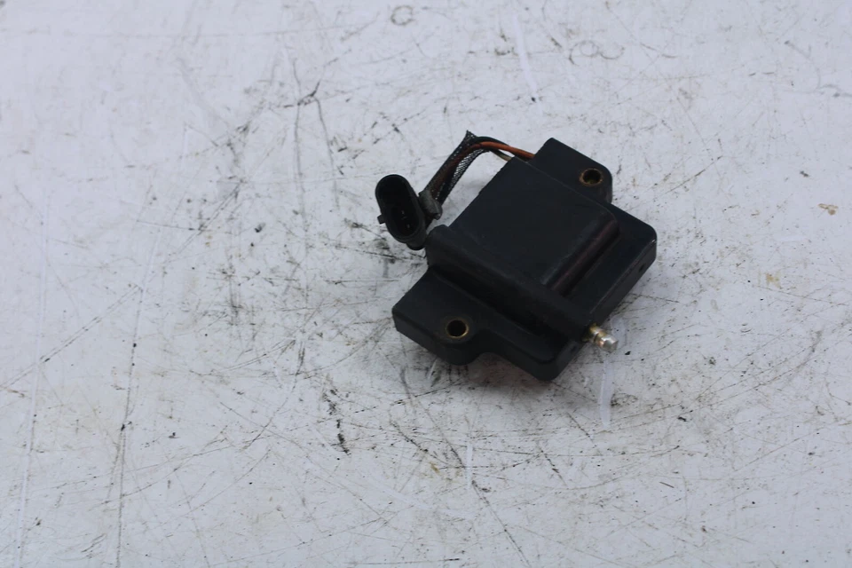 Ski-Doo MXZ XRS 800R 2011 E-TEC BOBINA DE ENCENDIDO 512060953 Foto 4 de 4