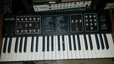 1984 SEQUENTIAL CIRCUITS SIX TRAK SYNTHESIZER