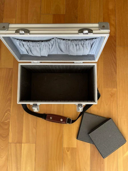 Estuche rígido genuino Pentax caja de herramientas maletero de aluminio para cámara [como nuevo] Foto 2 de 4