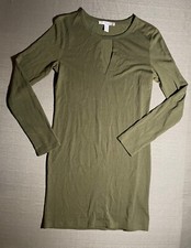 FOREVER 21 Contemporary Women’s Large L Olive Green Dress V Neck Short