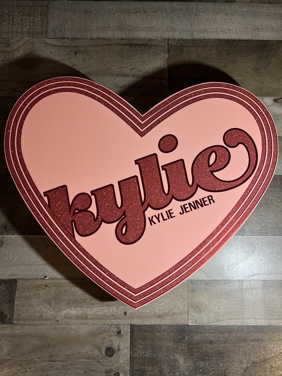 VALENTINE Collection PR BOX カイリーコスメティックス s-l400.jpg