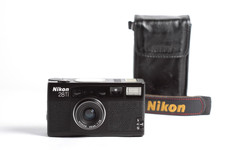 Nikon 28Ti Black analoge Kompaktkamera Point & Shoot