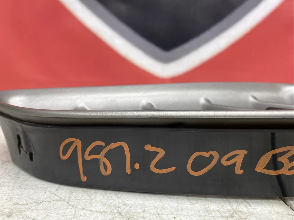 Porsche Boxster 987.2 2009 rejilla de admisión de aire del lado del pasajero 98750474901 Foto 4 de 4