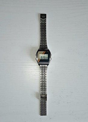 ADIDAS  Herren Armbanduhr Digital Steel Armband Guter Zustand 