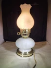VINTAGE ~ MILK WHITE ~ GWTW ~ LANTERN LAMP ~ CORN COBB ~ Portable Table Lamp
