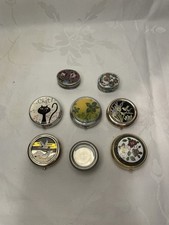 Lot de 8 piluliers anciens en métal dont un en étain – objets de collection