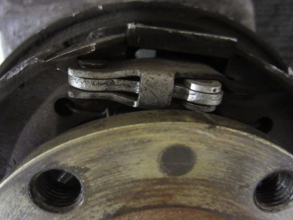 Ferrari 456 GT/GTA - Soporte de cubo de rueda trasera izquierda con rodamiento - P/N 154668 Foto 4 de 4