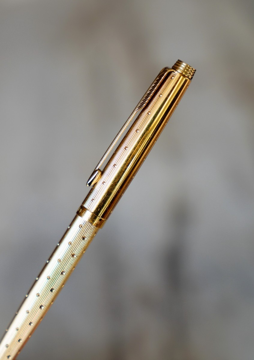 Stylo Bille Parker 75 En Or Plaqué - Finition Perlée - Modèle Rare Et Recherché - Occasion