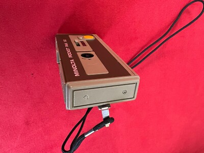 VINTAGE 1970's MINOLTA POCKET PAK 60 - 110 FILM CAMERA WITH CASE
