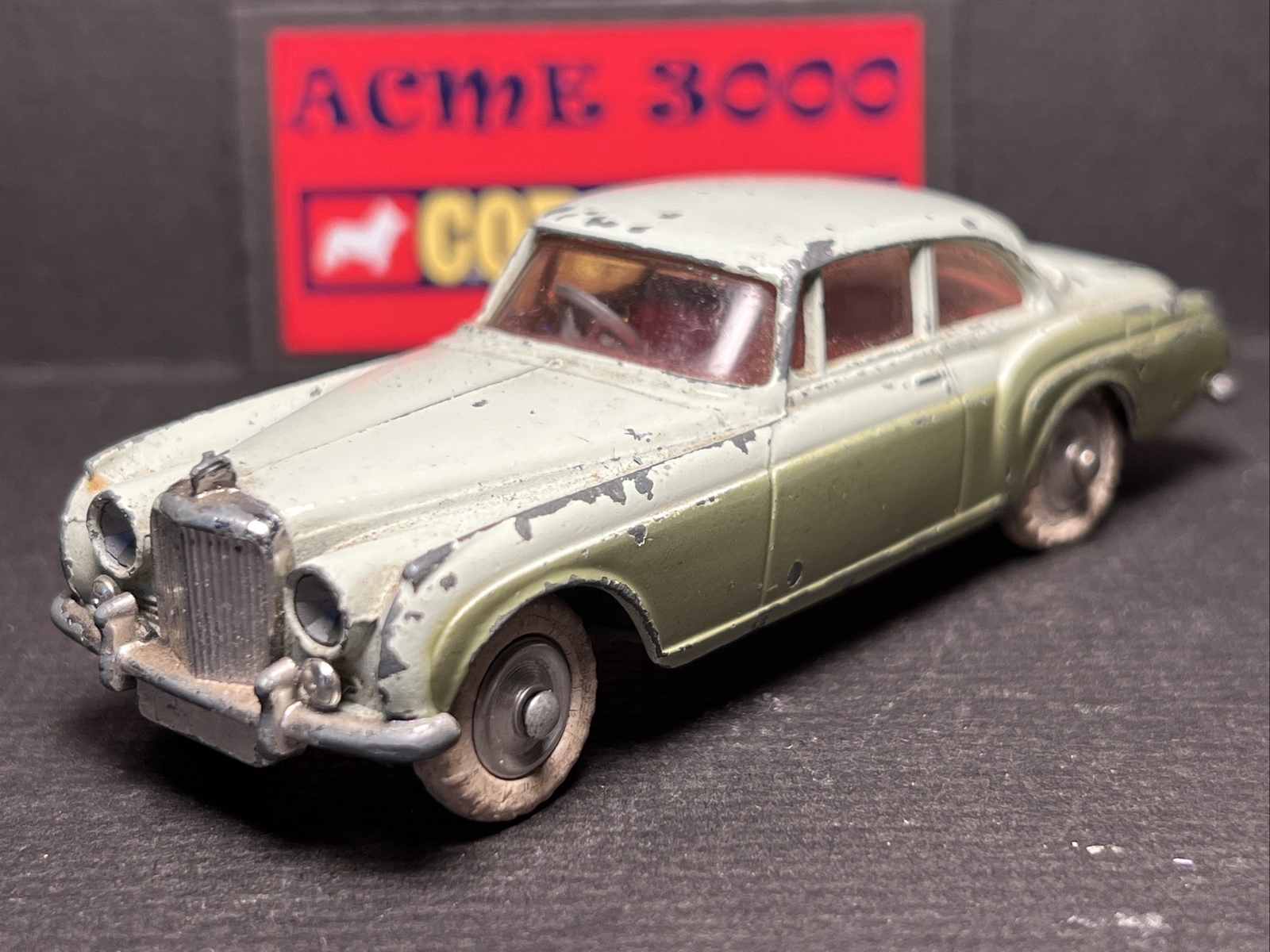 Corgi Toys Bentley Continental Sports Saloon N°224 – Miniature 1/43, Collection