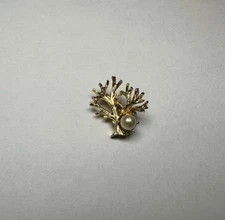 Vintage Gold Tone Tree of Life with Faux Pearl Pin Brooch 1"