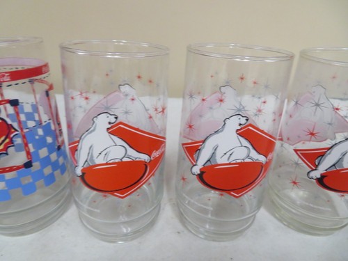SET OF 8 COCA COLA GLASSES CHRISTMAS BEAR - Picture 3 of 6