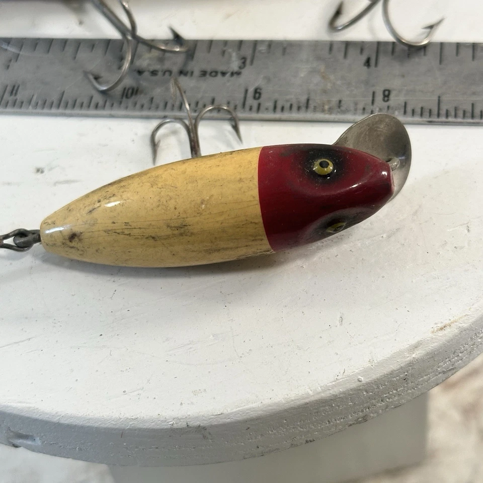 Lote De 2 Señuelos De Pesca De Madera Antigua Paw Paw Tack Eyes Para Caja De Aparejos Foto 4 de 4