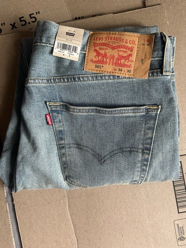 NEW LEVIS 501 34x30 WITH TAGS LIGHT BLUE
