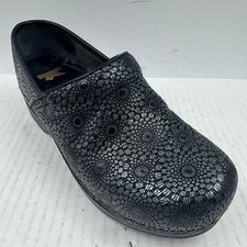Dansko Pro XP Women's Clog 7 Black  Medallion Embossed Leather Comfort  Shoes