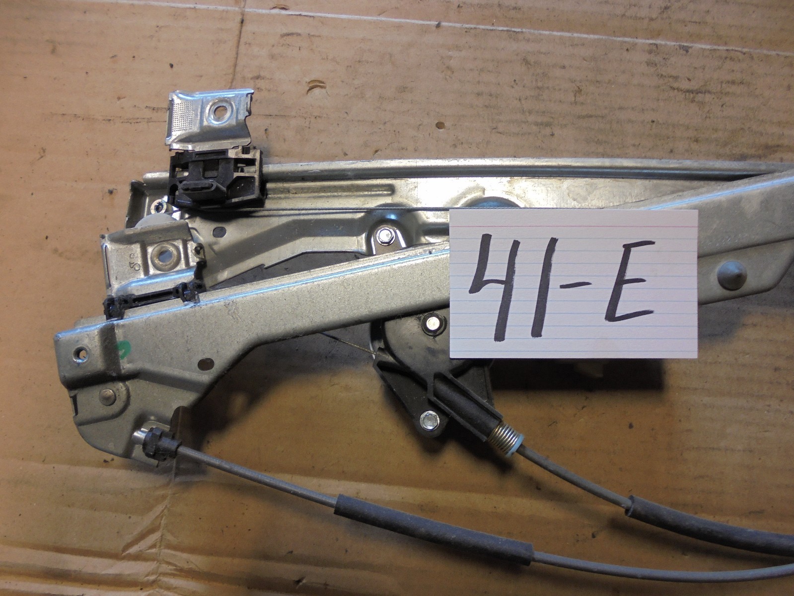 08 09 01 11 12 13 Suburban PASSENGER REAR Window Regulator With Power Motor 41-E