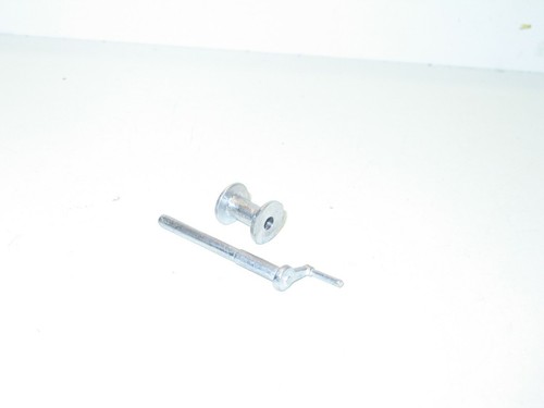 SOLIDO, treuil + manivelle en METAL BRUT pour camion berliet T12 militaire (R75) - Foto 4 di 5