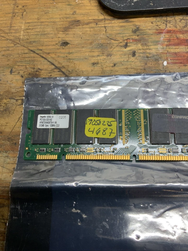 Memory, pc133u-333-542 hym72v64636bt8-h aa 512mb sync 133mhz cl3, 232628-001 - Image 2 of 4