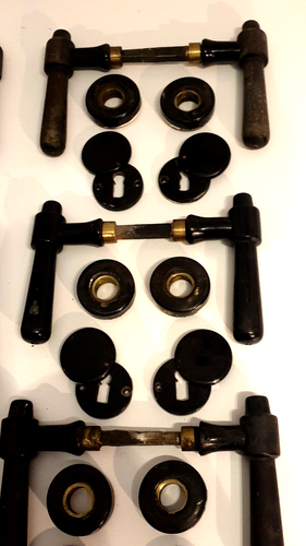 1 v. 6 Türgarnituren / Türbeschläge / Türdrücker / original um 1920 - Bild 6 von 8
