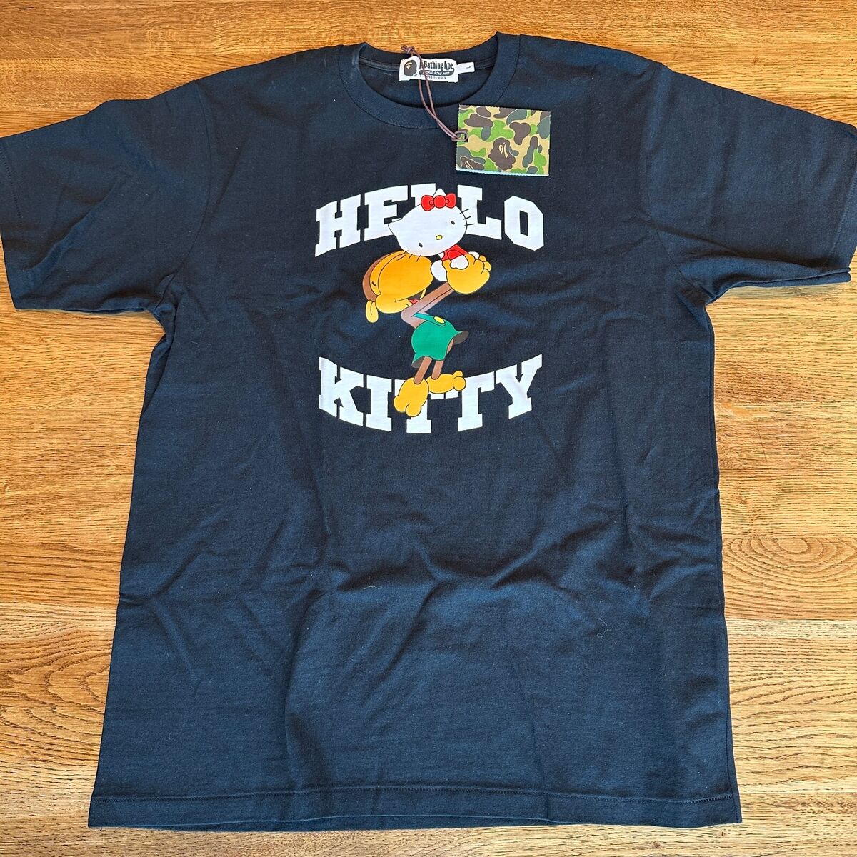 Bape x Hello Kitty x Milo Shirt Size L Brand New Never Worn Bape x Hello Kitty x Milo Shirt Size L Brand New Never Worn