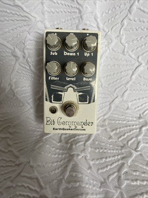 EarthQuaker Devices Bit Commander Analog Octave Synth Guitar Effect Pedal