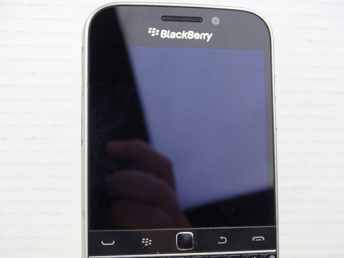 BLACKBERRY CLASSIC Q20 16GB BLACK OS BB10 AS IS NEEDS NEW BATTERY - Picture 2 of 9