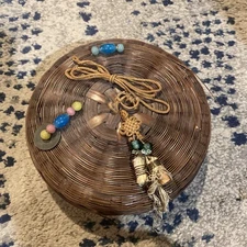 Vintage Chinese Wicker Sewing Basket w/ Lid Decorated with Beads 7” loose beads