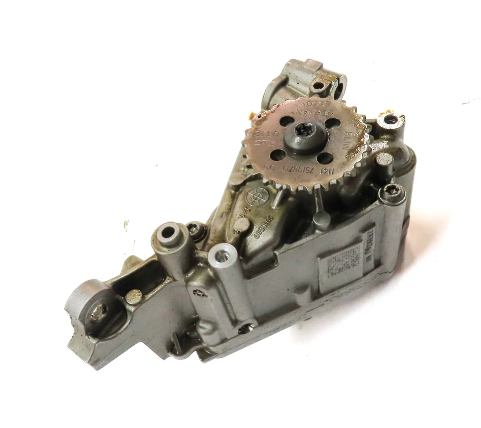 2013 BMW 335I CONVERTIBLE (E93) 3.0L (N55) ENGINE MOTOR OIL FLUID PUMP - Image 3 of 4