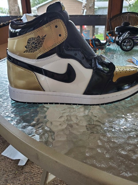 air jordan 1 patent gold toe