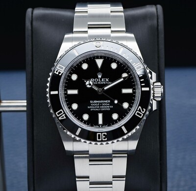 Rolex Submariner No Date 124060 2025 NEW Box Papers
