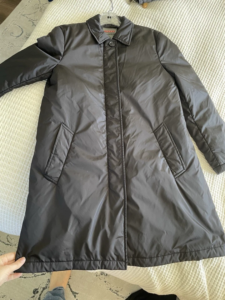 Abrigo Parka Prada Sport Negro Nylon Puffer Chaqueta Resina Talla 38 Foto 2 de 4