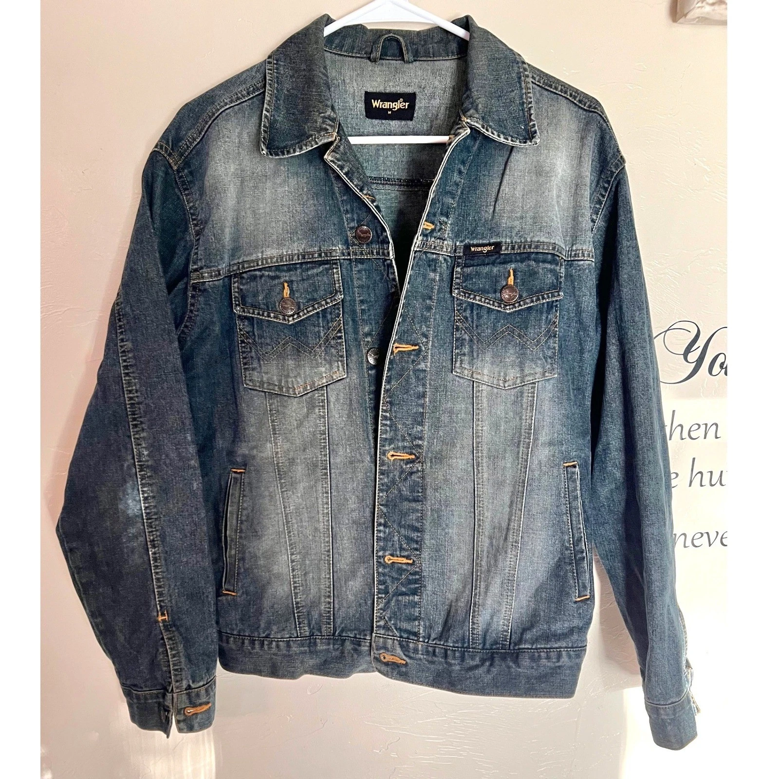 Wrangler Mens Blue Faded Denim Trucker Jacket Medium Wash Cotton M Western