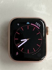 Apple Watch SE 1st Gen - Aluminium - 40MM - Rose Gold - GPS - A2723